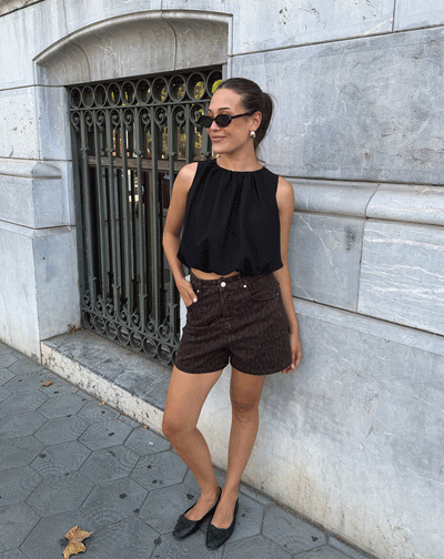 LEOPARD COMFORT DENIM SHORT BRUIN