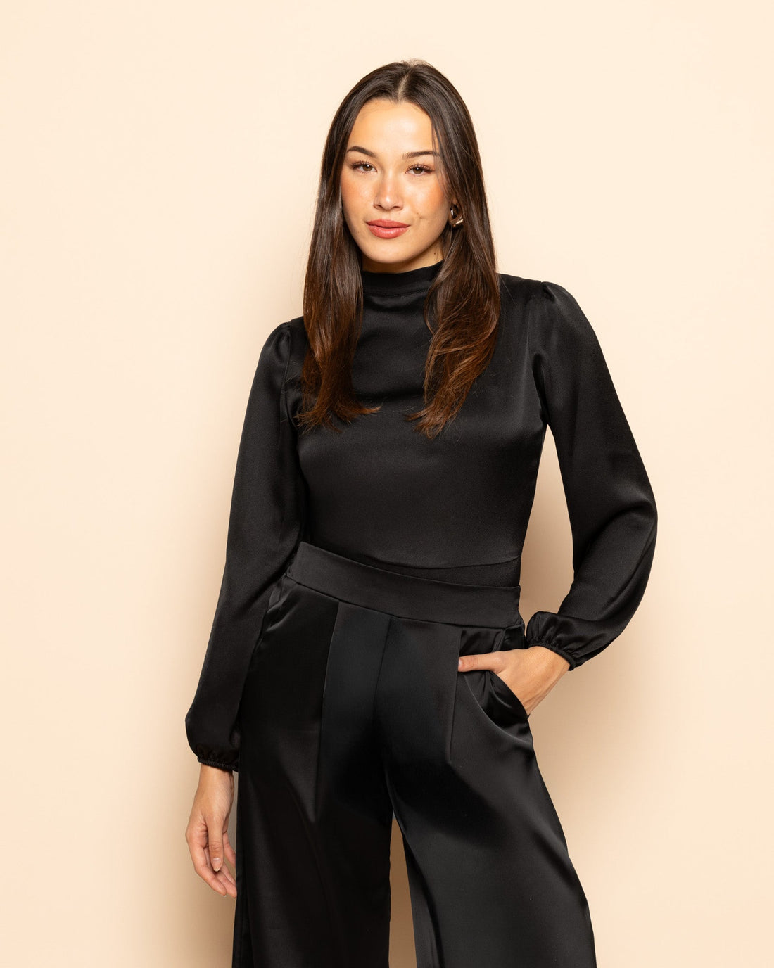 SATIN BOW TOP ZWART