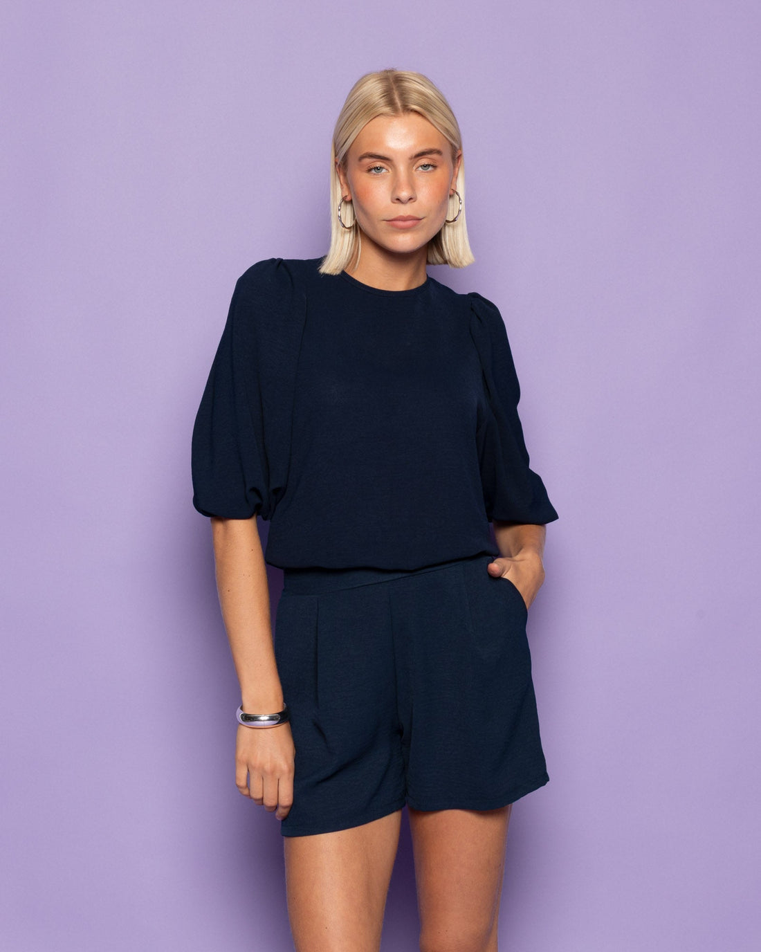 JULIE SHORTS MARINEBLAUW