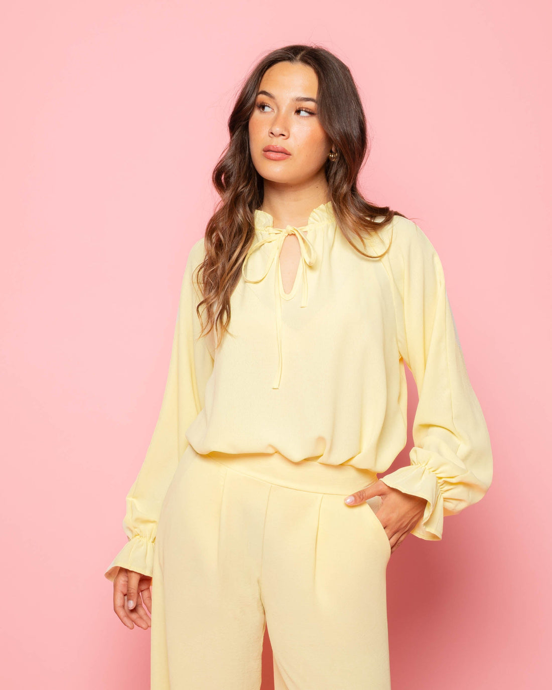 JULIE RUFFLE CORD TOP BOTERGEEL