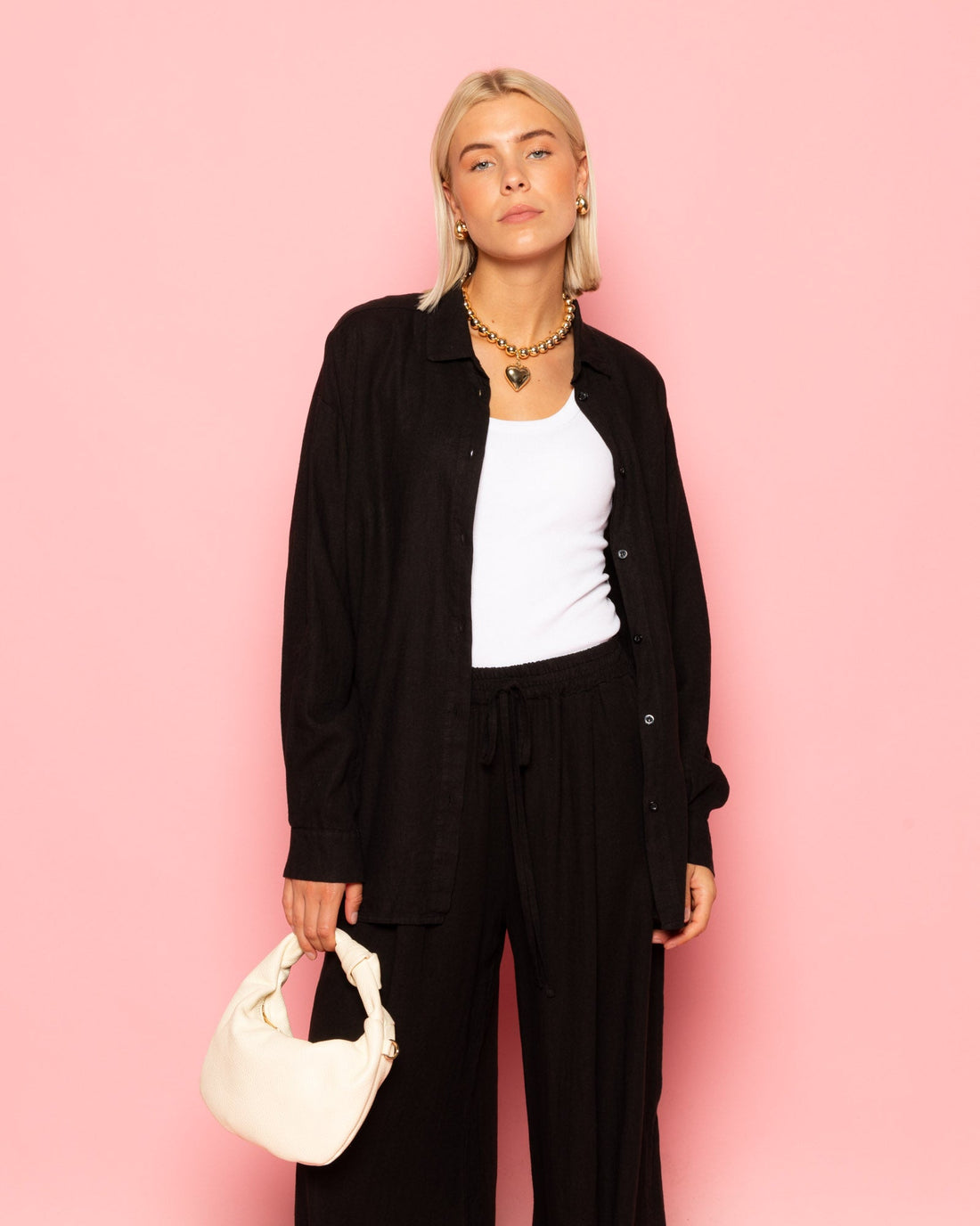 CARMEN LINEN OVERSIZED BLOUSE ZWART