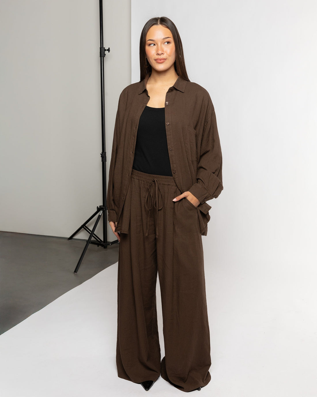 CARMEN LINEN WIDE LEG PANTS BRUIN