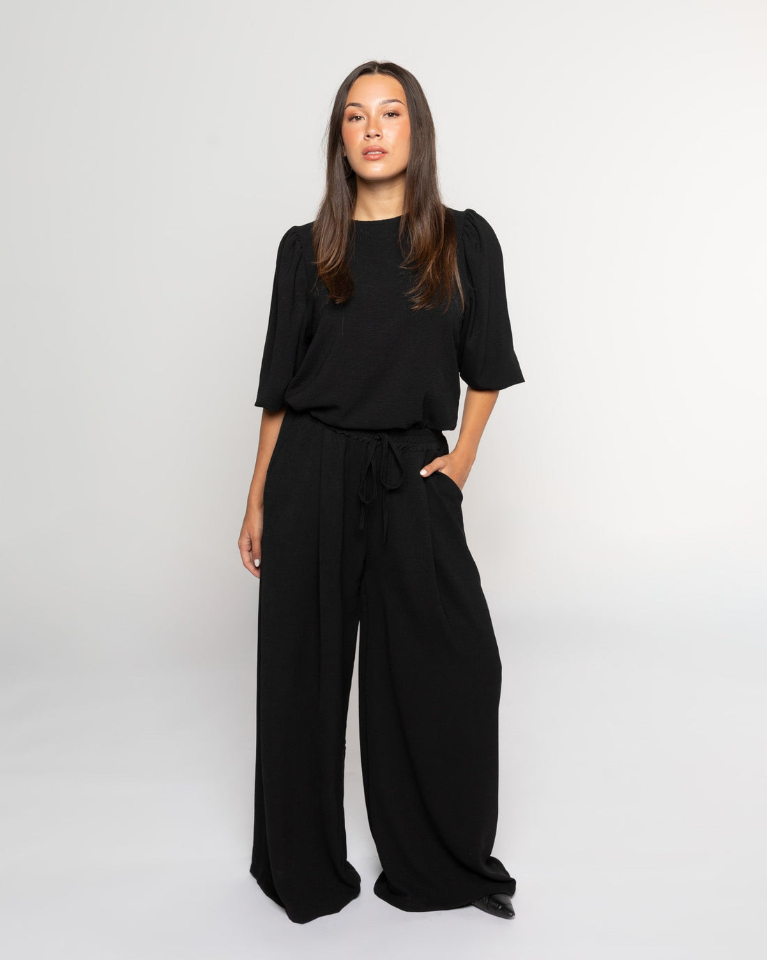 JULIE PUFF SLEEVE TOP ZWART