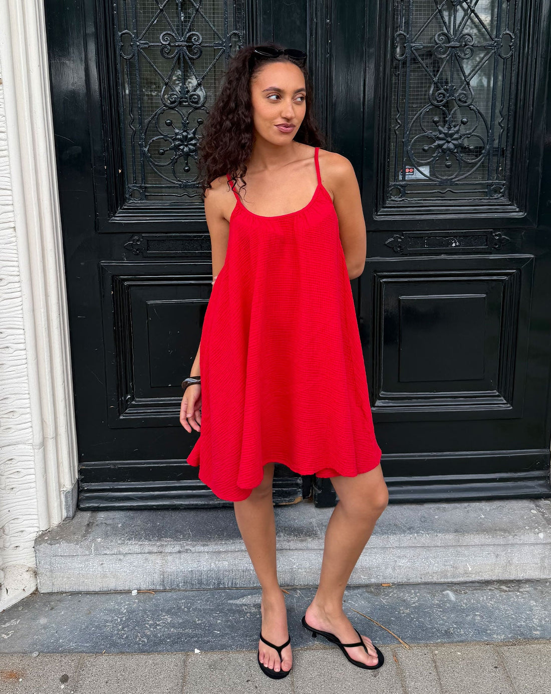 MIRA MOUSSELINE SHORT DRESS ROOD