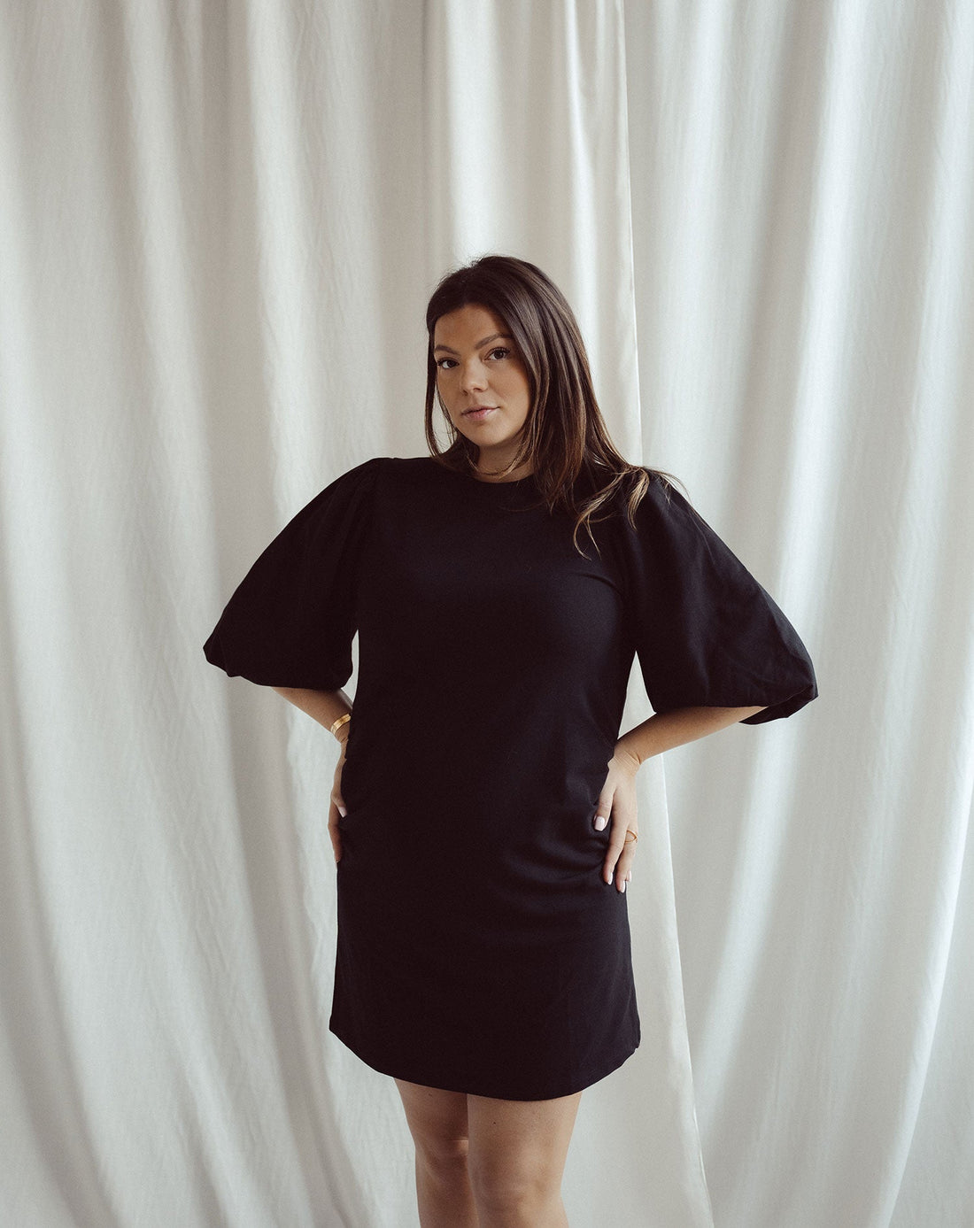 LOA PUFF SLEEVE SWEAT DRESS MATERNITY ZWART