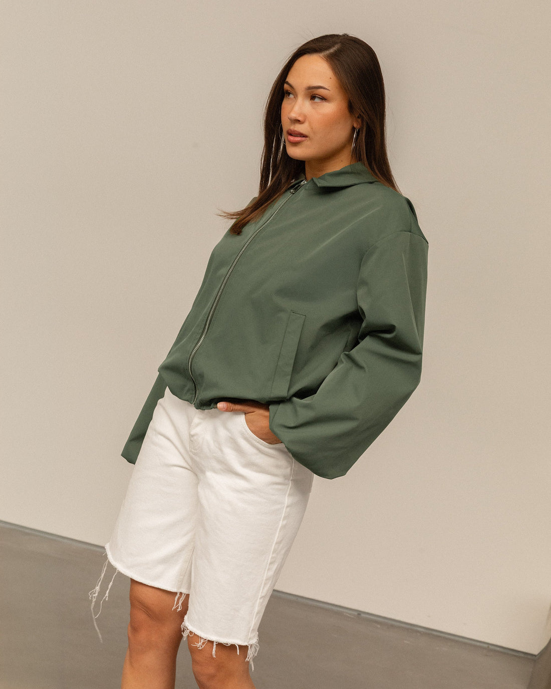 BEA TRACK JACKET LEGERGROEN