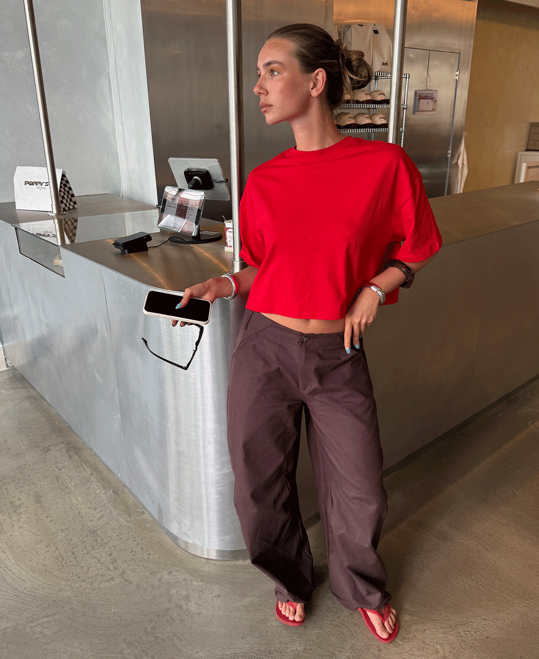 BARREL LEG PANTS PETITE DONKERBRUIN