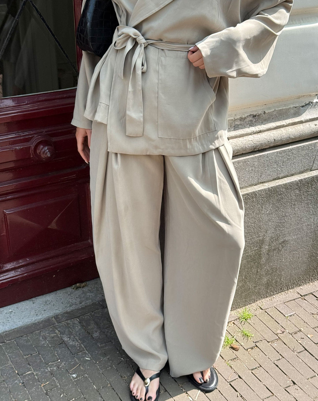 SHEILA VISCOSE PLEAT PANTALON LICHTGROEN
