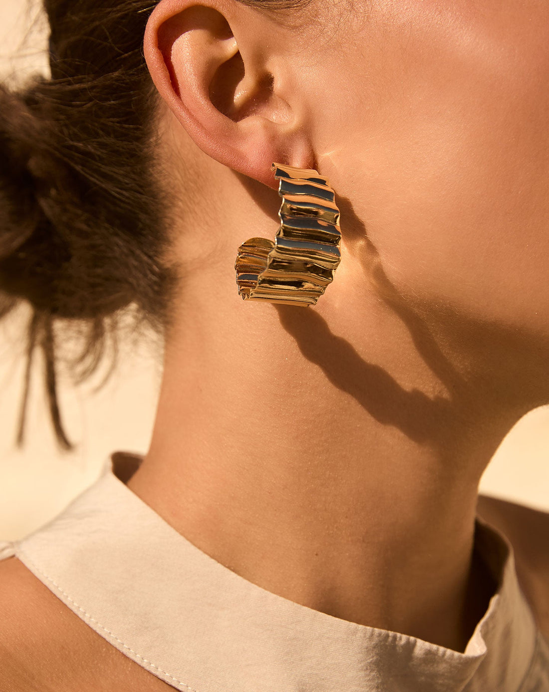 JUNA HOOP EARRINGS
