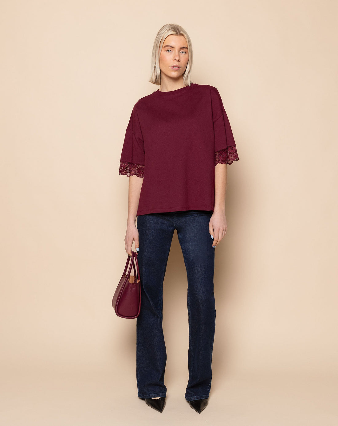 LACE SLEEVE OVERSIZED TEE BURGUNDY