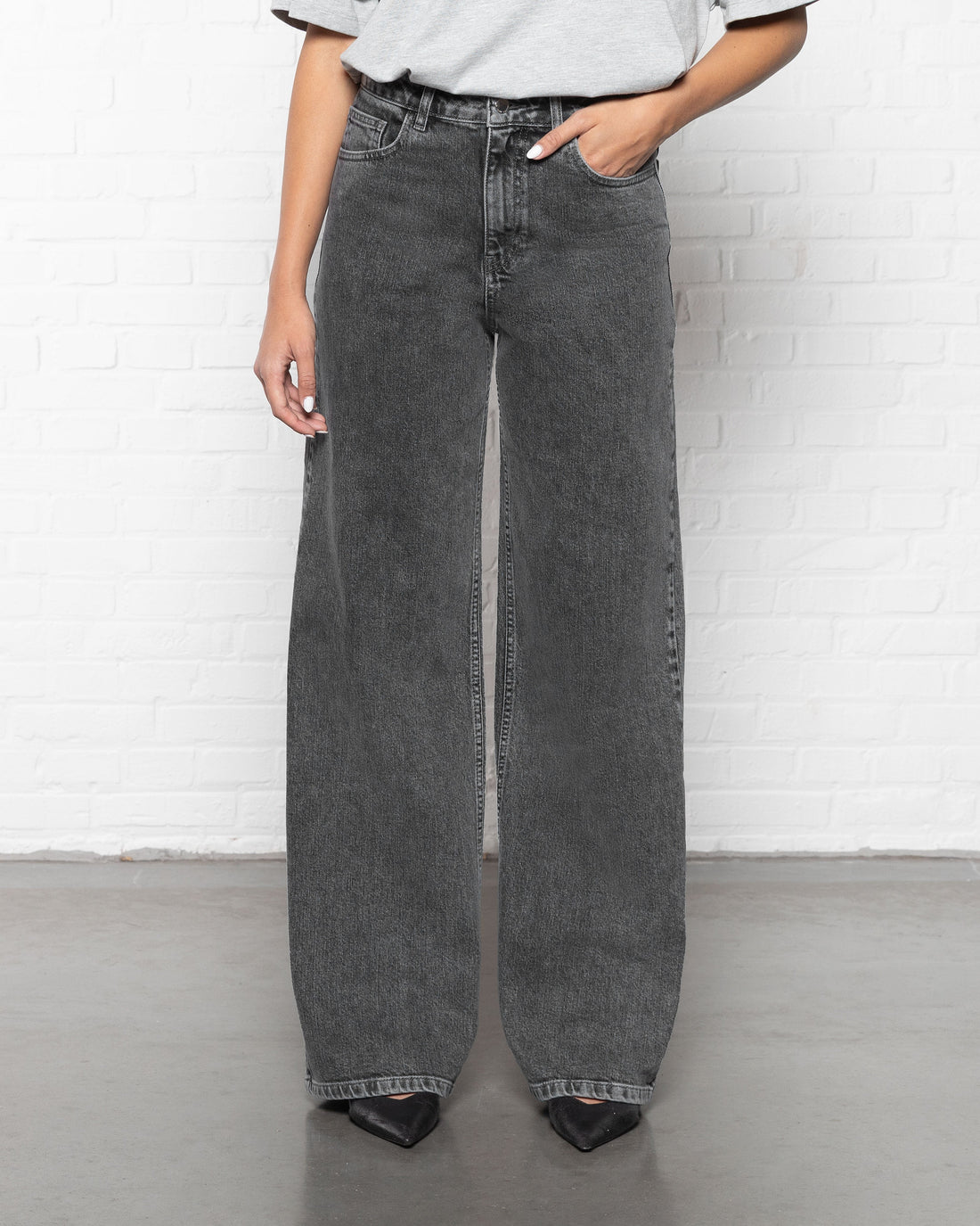 COMFORT WIDE LEG JEANS MID GRIJS