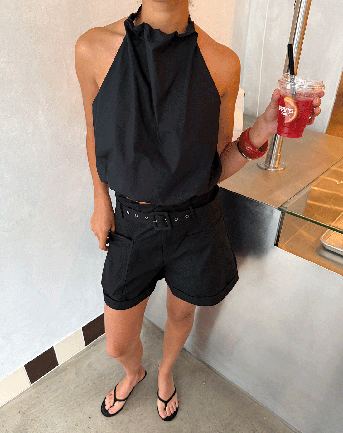 ZORA BELTED CARGO SHORTS ZWART