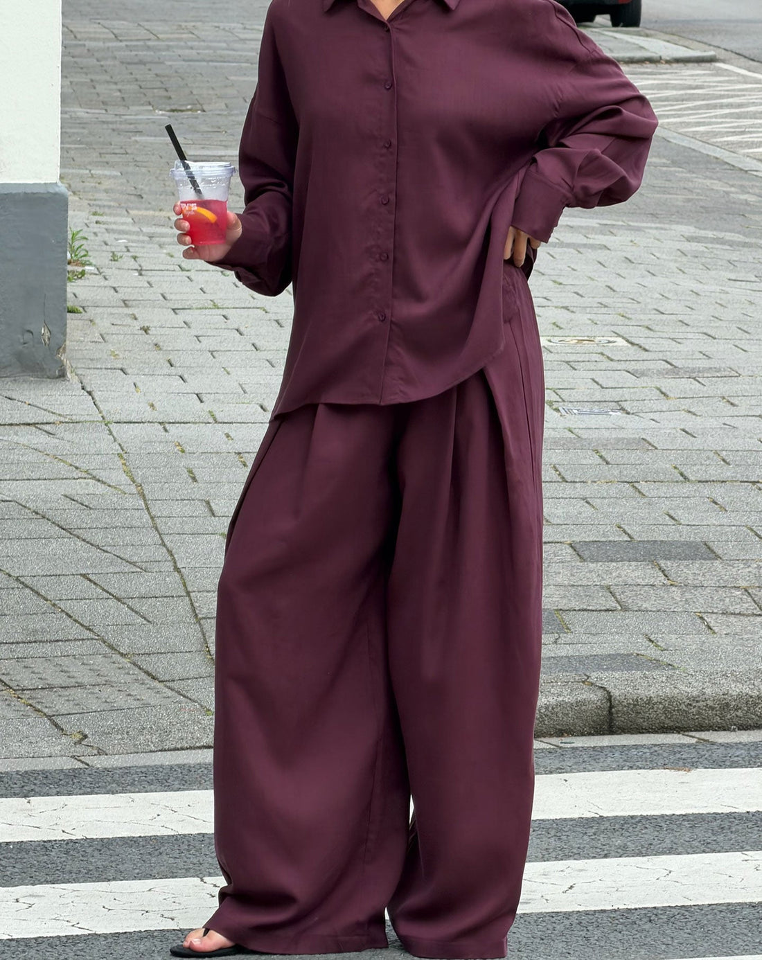 RAY LINEN PLEATED WIDE LEG PANTS TALL DONKER BURGUNDY
