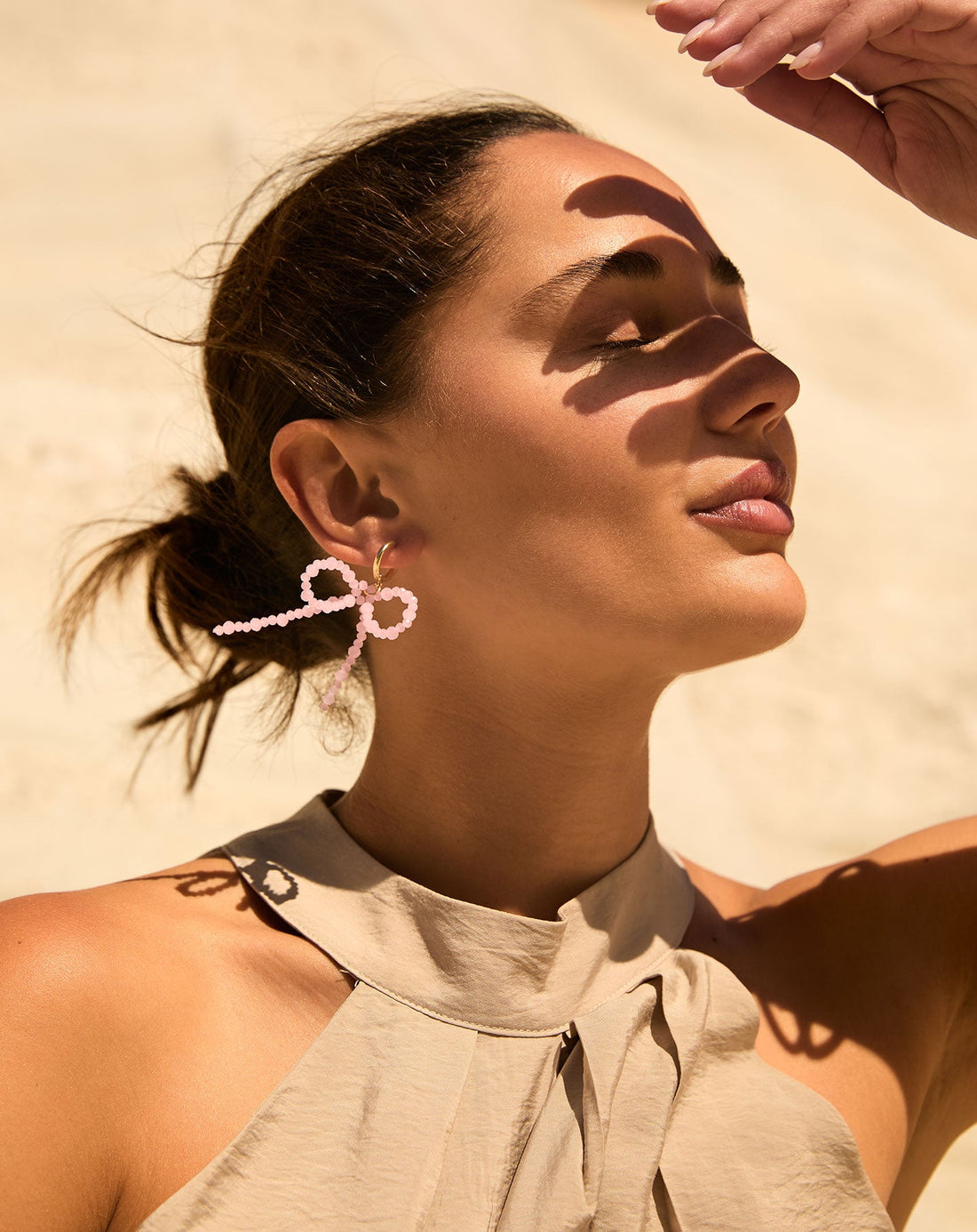 BOW BEADS EARRINGS LICHTROZE