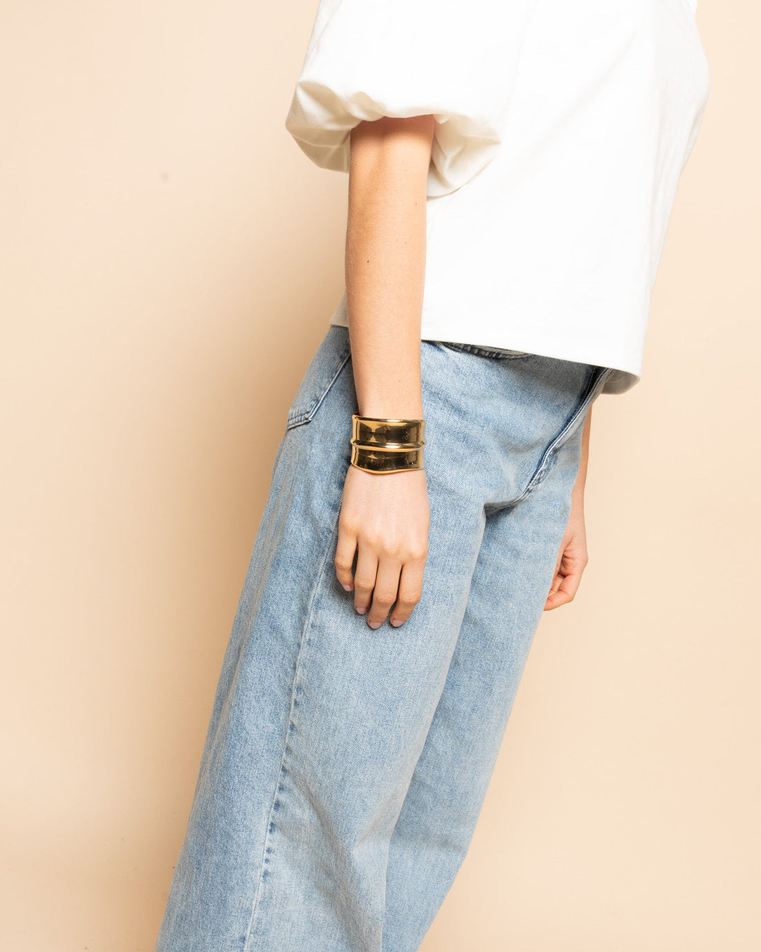 ALEX BANGLE